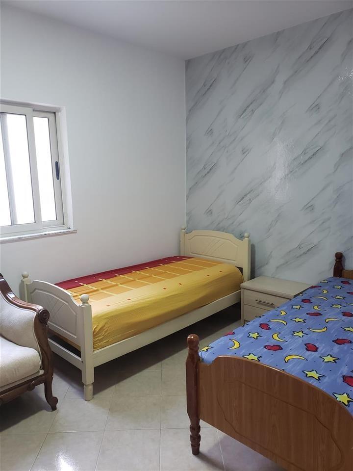 Jepet me Qera Apartament 2+1, Fusha e Aviacionit, 140 m2