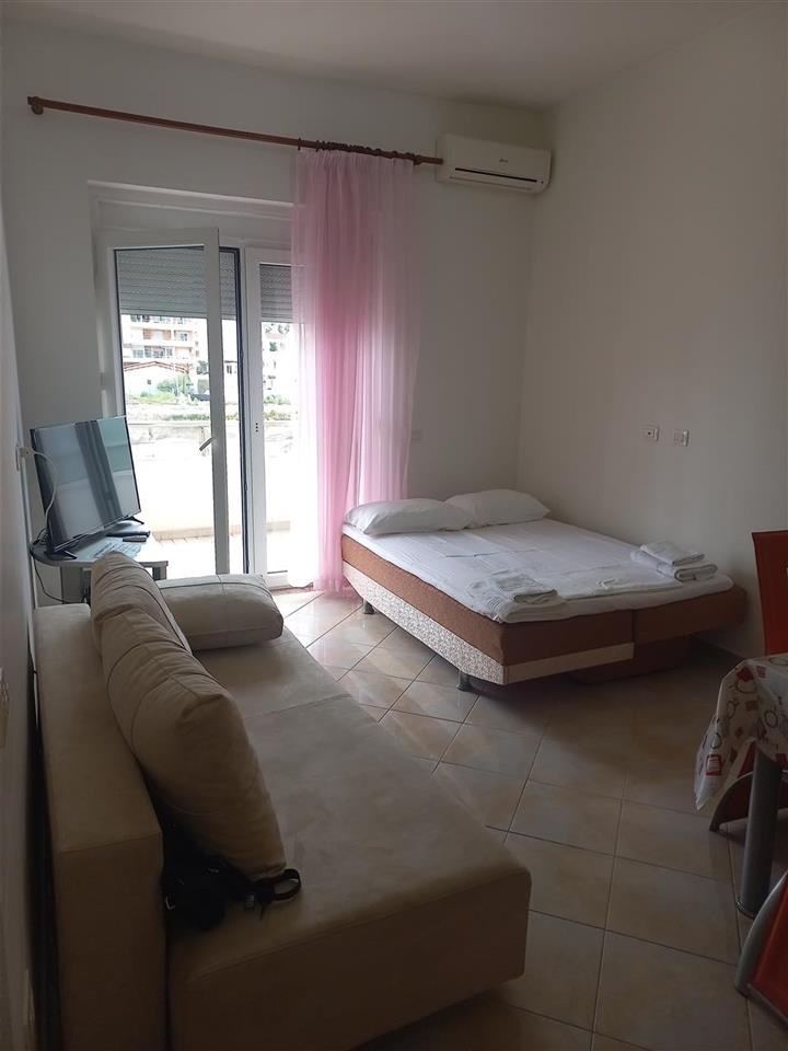 Lungomare Apartament1+1 me qera