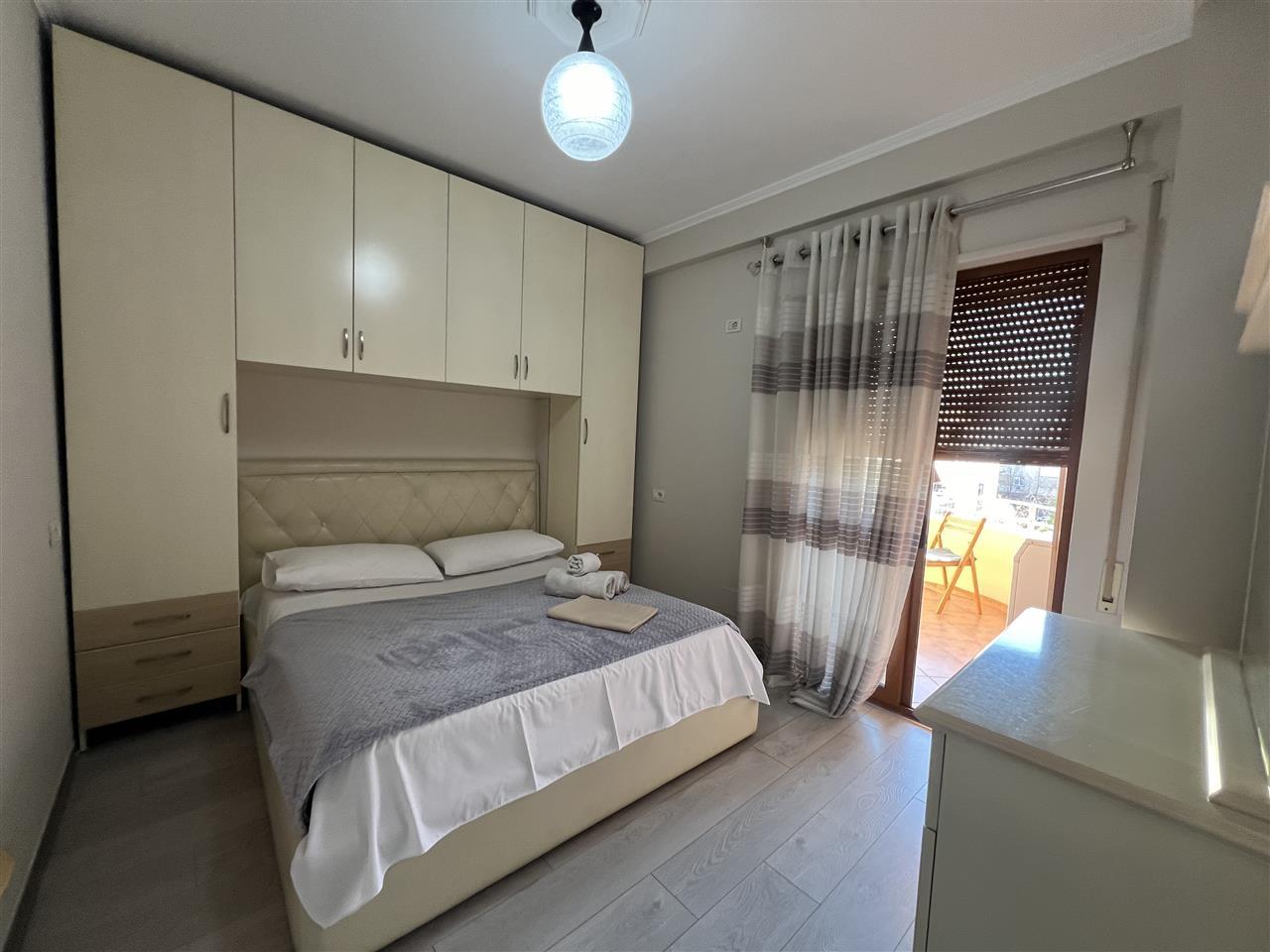 Përball Delijorgjit 2+2+2 me qera ditore