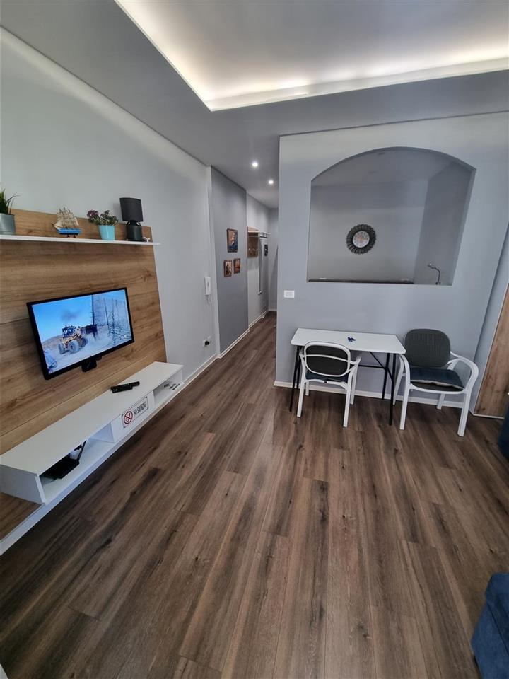 Shitet Garsoniere Lungomare Vlore