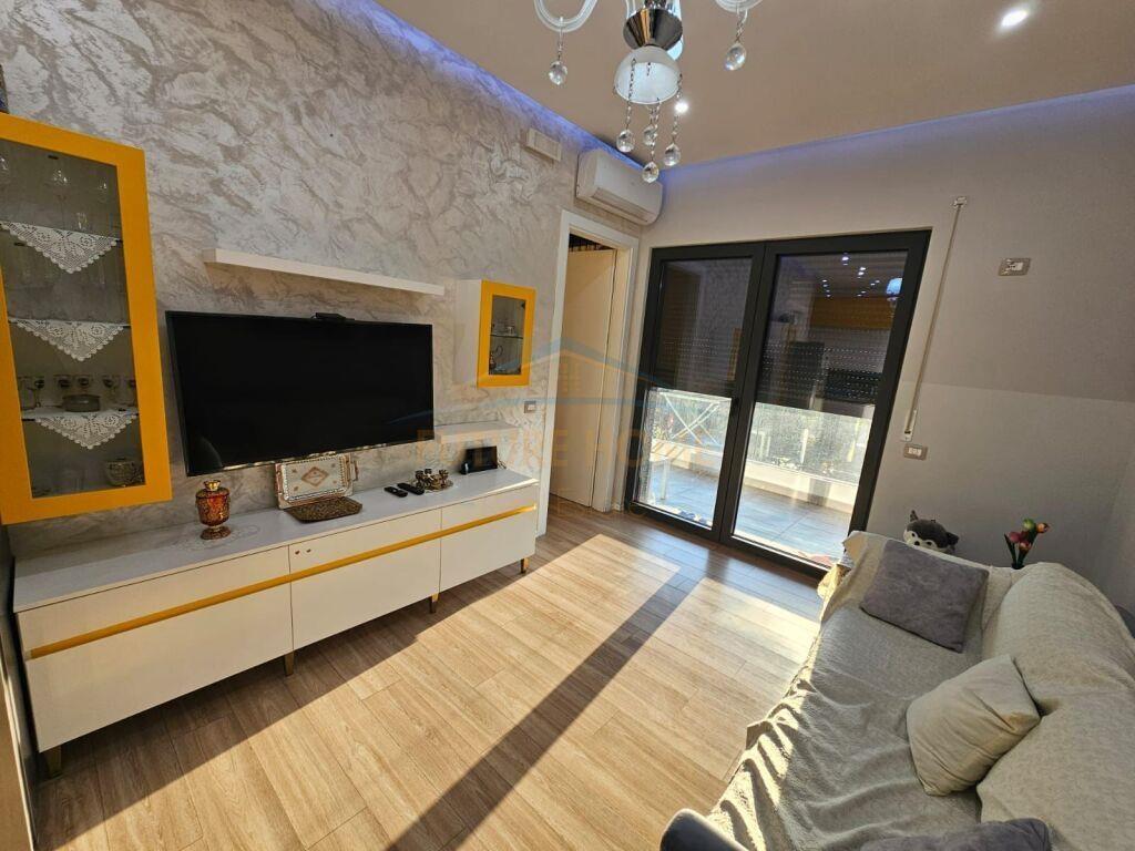 Qera, Apartament 1+1+Post Parkimi , Kompleksi Delijorgji