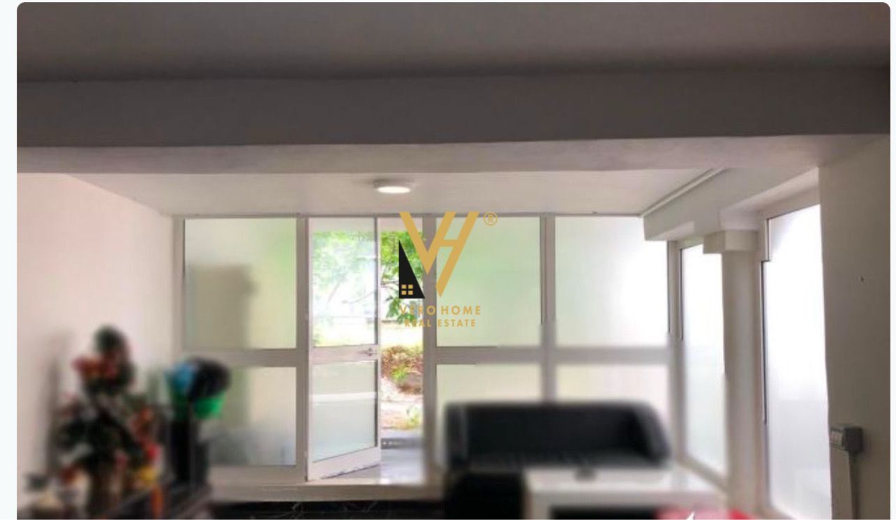 AMBIENT 80M2 ME QERA TE KODRA E DIELLIT 500 EURO