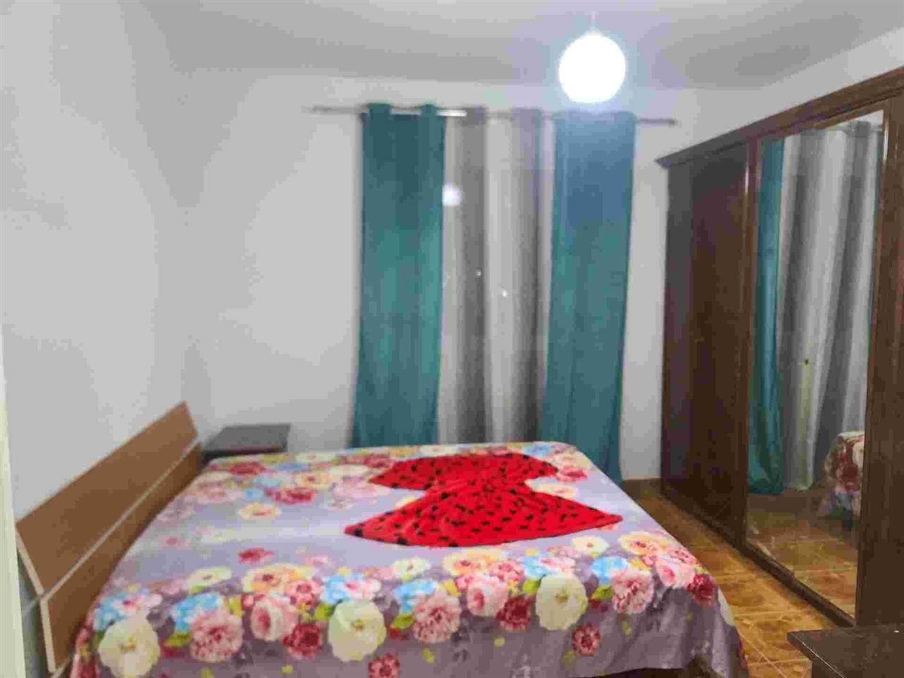 Jepet me qera afat gjate.