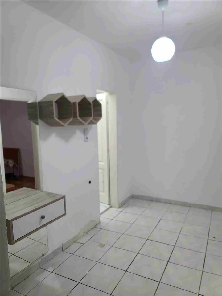 Jepet me qera afat gjate.