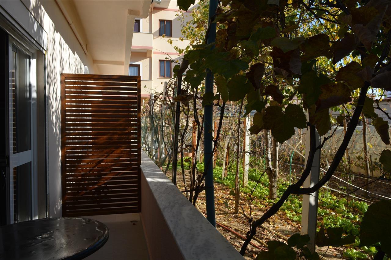 Jepen 3 hyrje me qera per te punuar ne Airbnb, booking