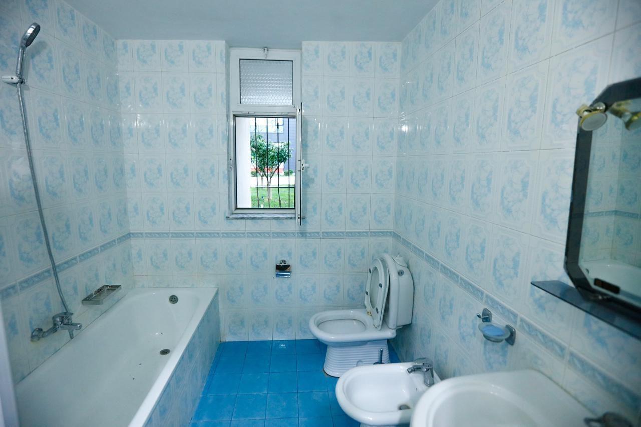 Jepet super apartament me qera 1+1.