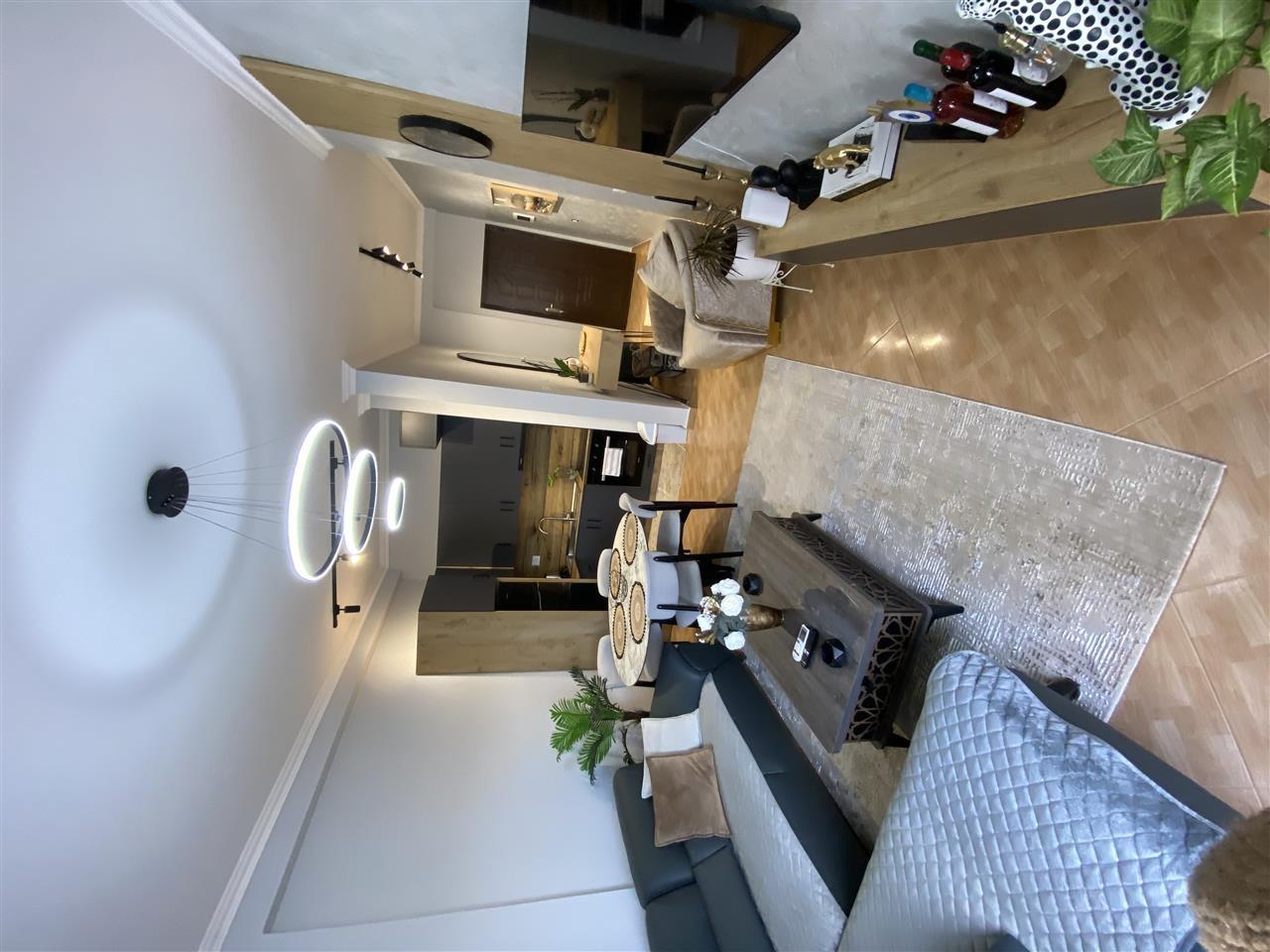 Apartament me qera ditore fier