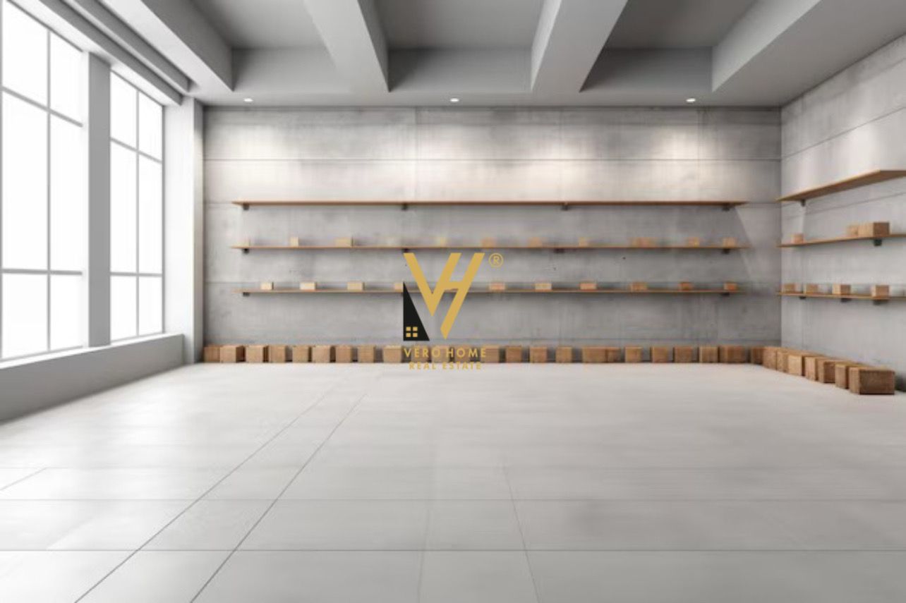 DYQAN 270 M2 ME QERA TE PAZARI I RI 8.100 EURO