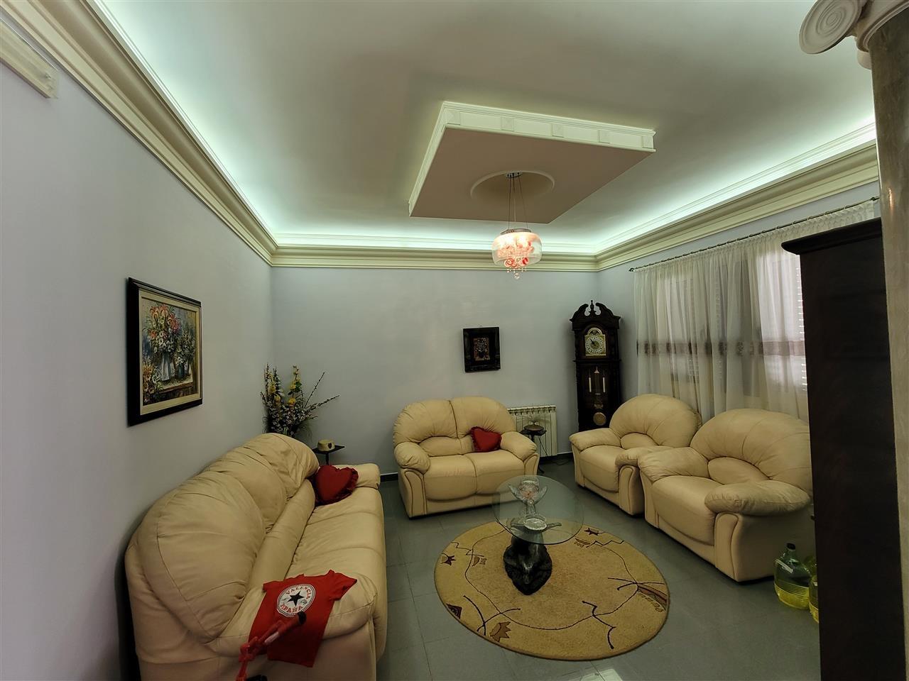 Shitet Vile 4Rruget e Shijakt