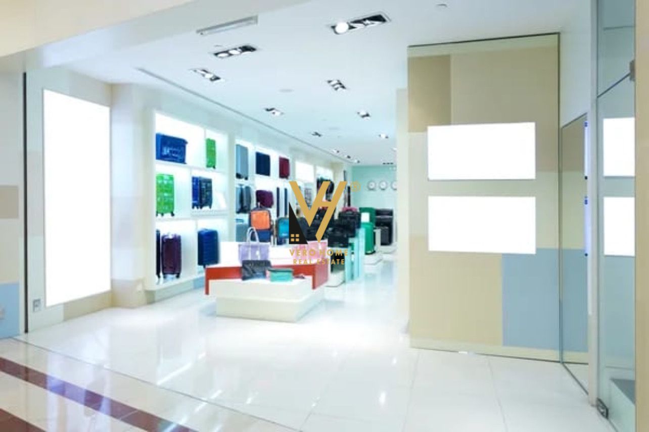 DYQAN 98 M2 TE KOMUNA E PARISIT 460.000 EURO