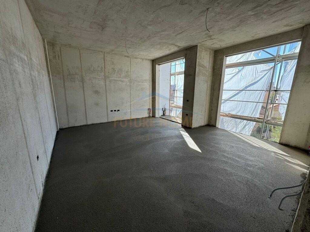 Shitet, Apartament 1+1, Jordan Misja,Tiranë.