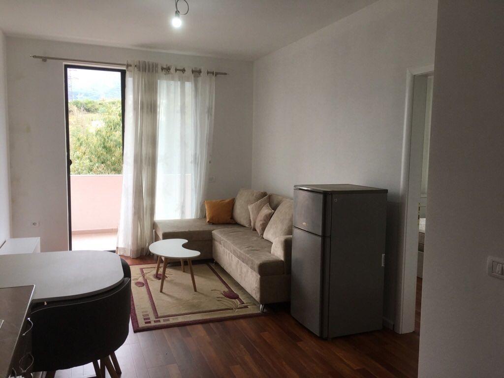 Apartament 1+1 Me Hipotek Shkoze pran unazez te madhe