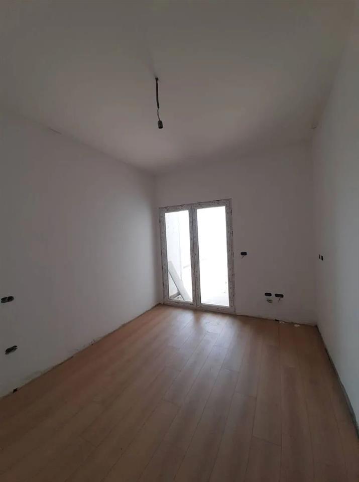 APARTAMENT ME PAMJE DETI DURRES