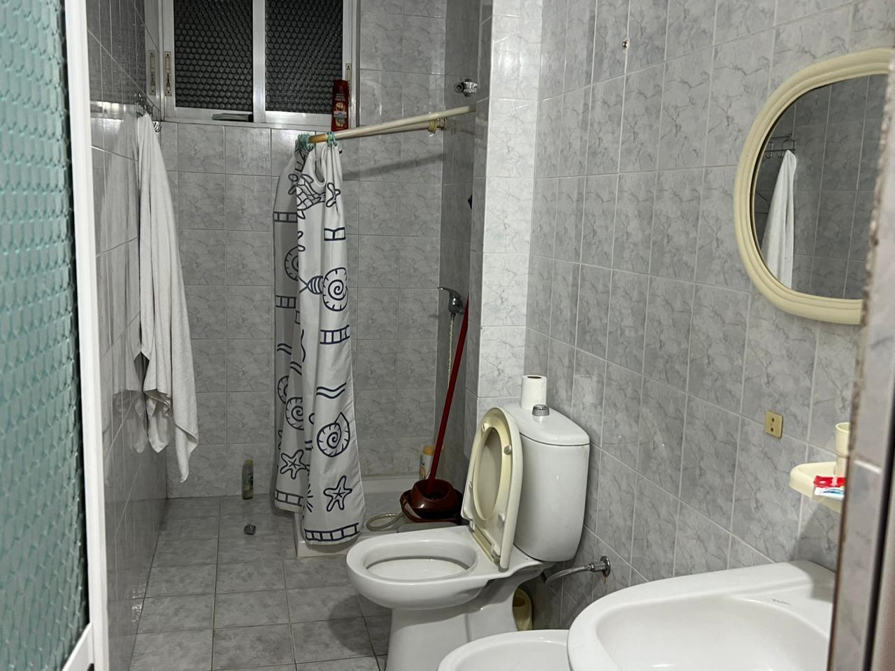 Apartament me qira 3+1+2 ne rrugen e Durresit.