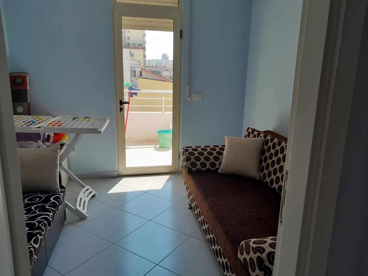 Apartament 2+1 me qira, Durres