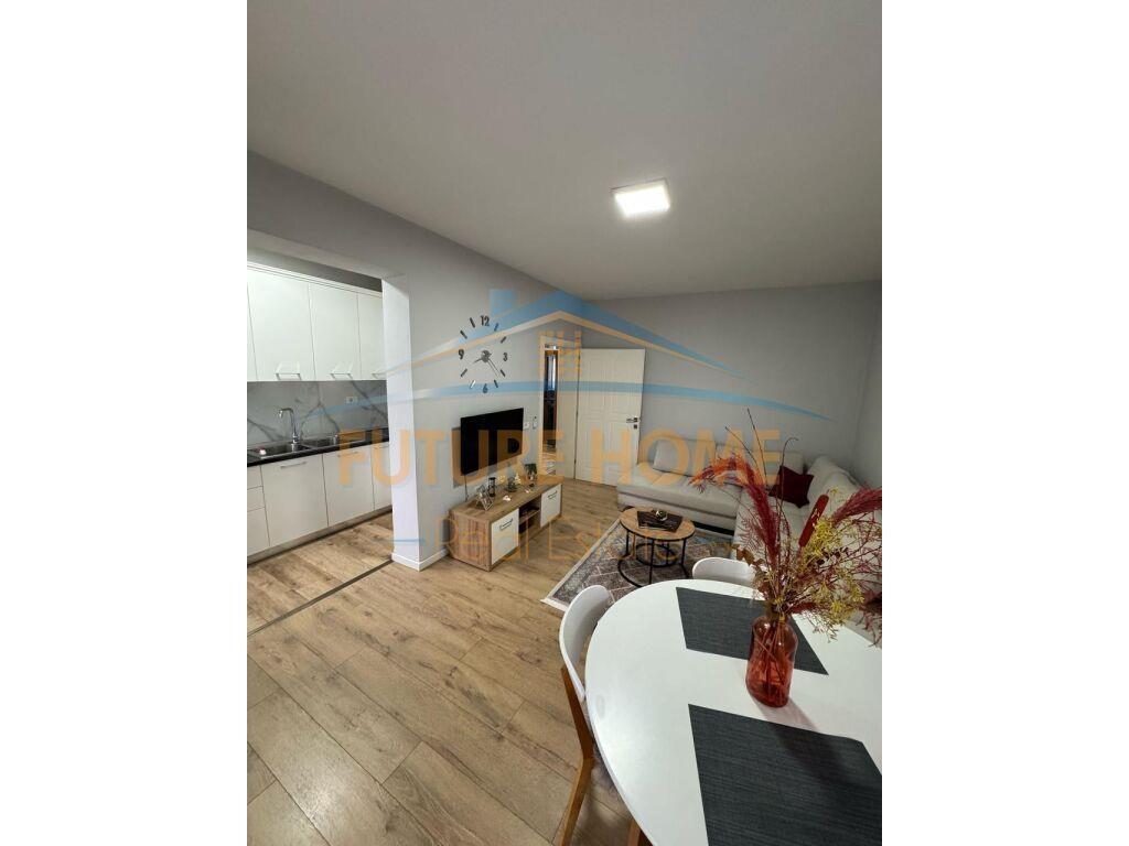 Qira, Apartament 1+1, Myslym Shyr