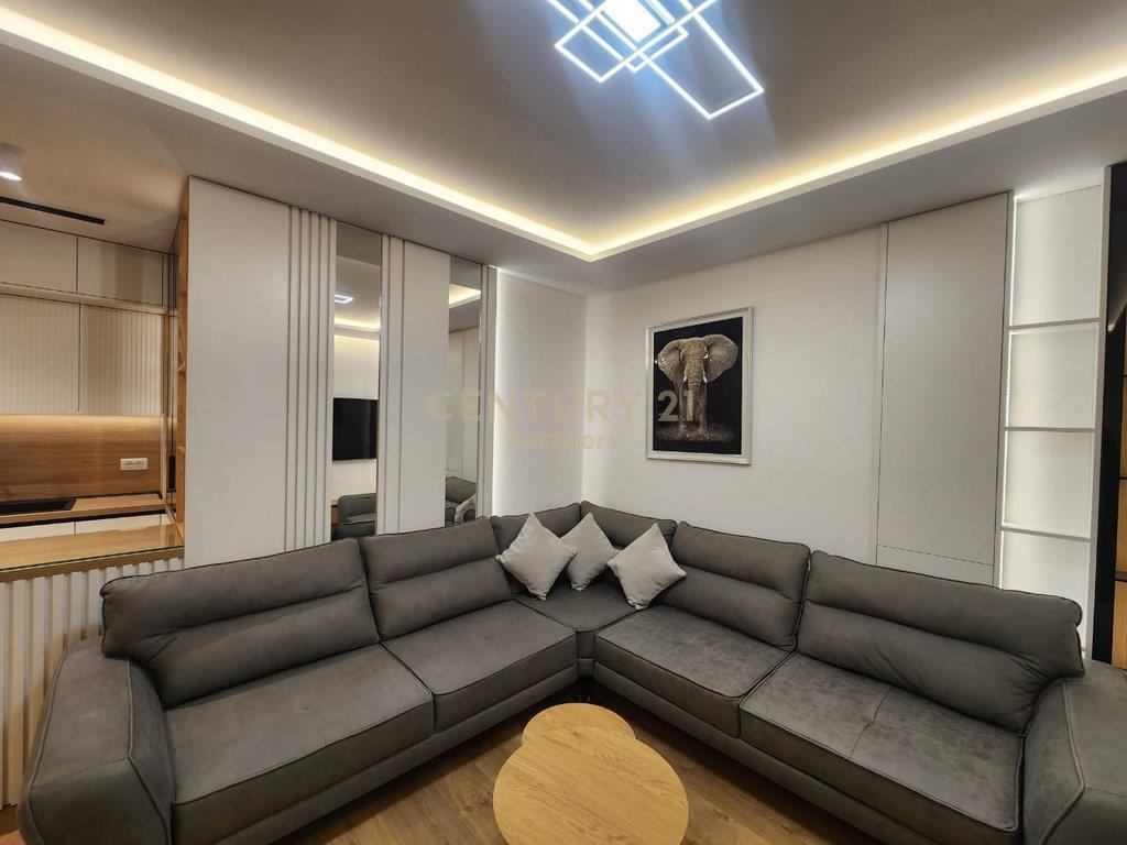 Apartament Luksoz me Qira – I Pabanuar më Parë