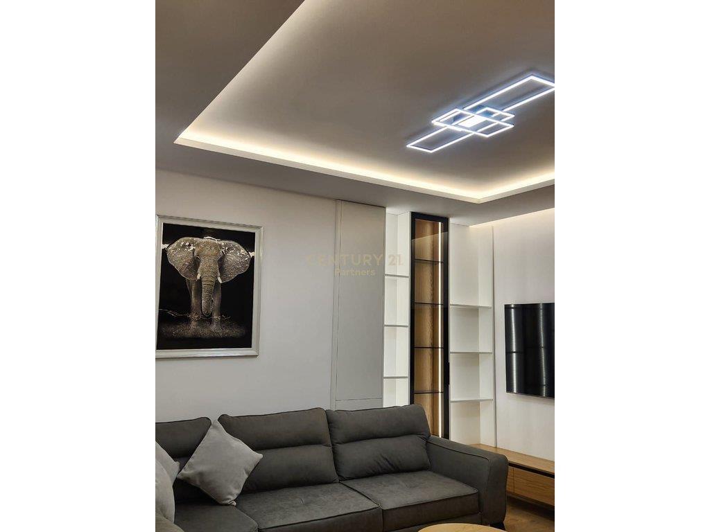 Apartament Luksoz me Qira – I Pabanuar më Parë