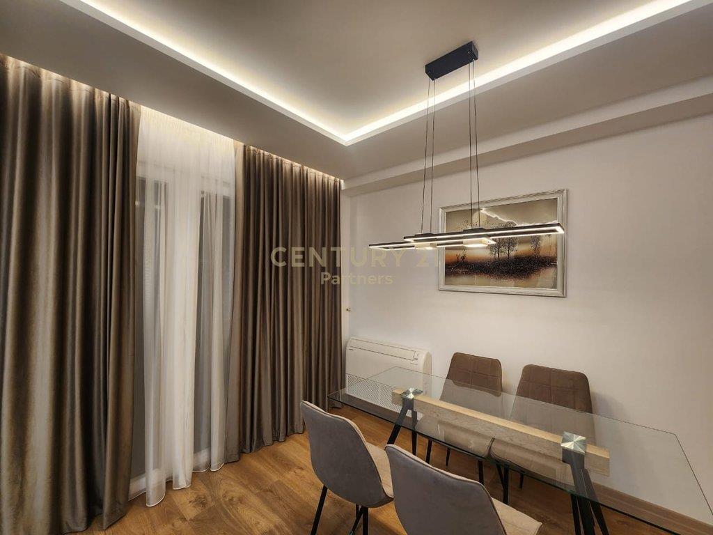 Apartament Luksoz me Qira – I Pabanuar më Parë