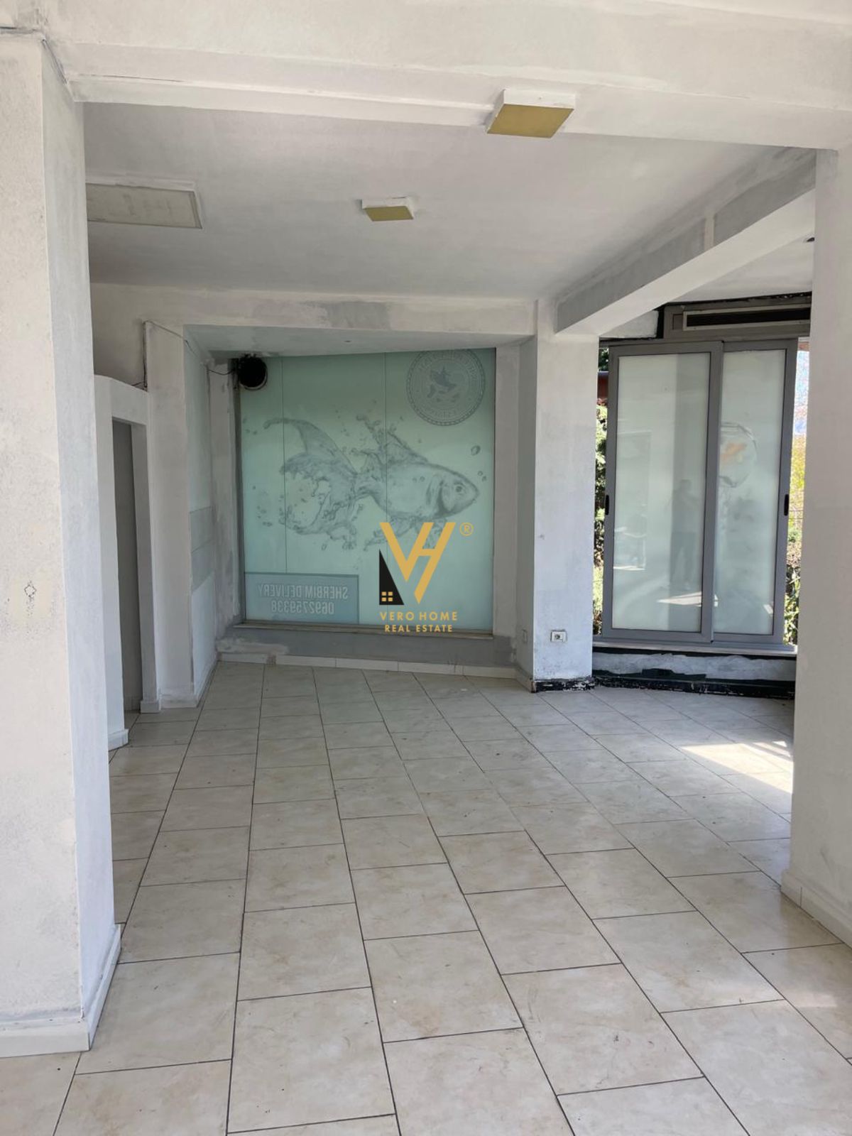 DYQAN 71 M2 TE KODRA E DIELLIT 160.000 EURO