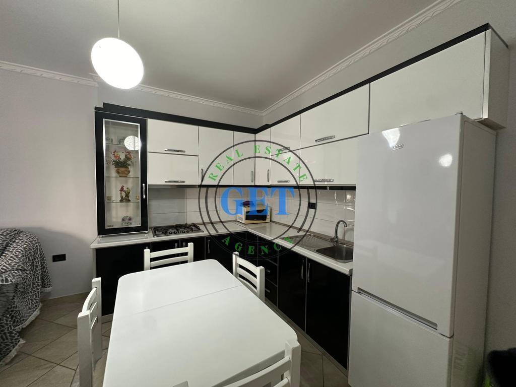 Jepet Apartament me Qera