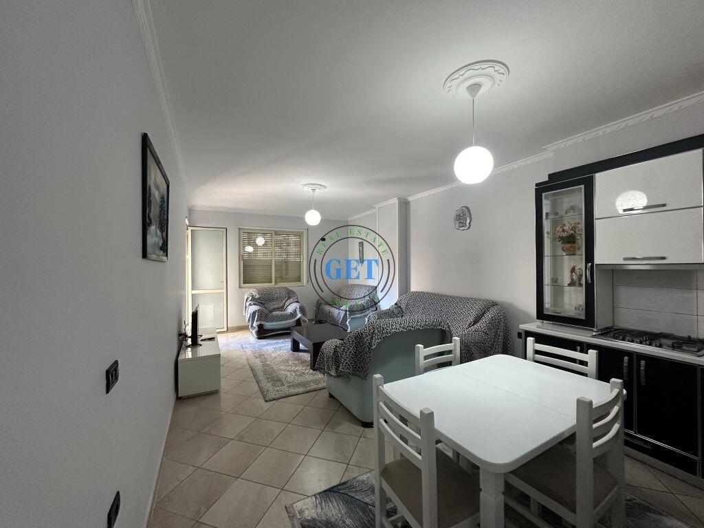 Jepet Apartament me Qera
