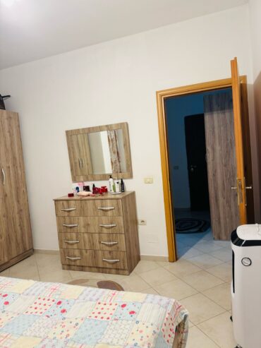 Jepet me qera Apartamenti 1+1 , Kodra e Diellit