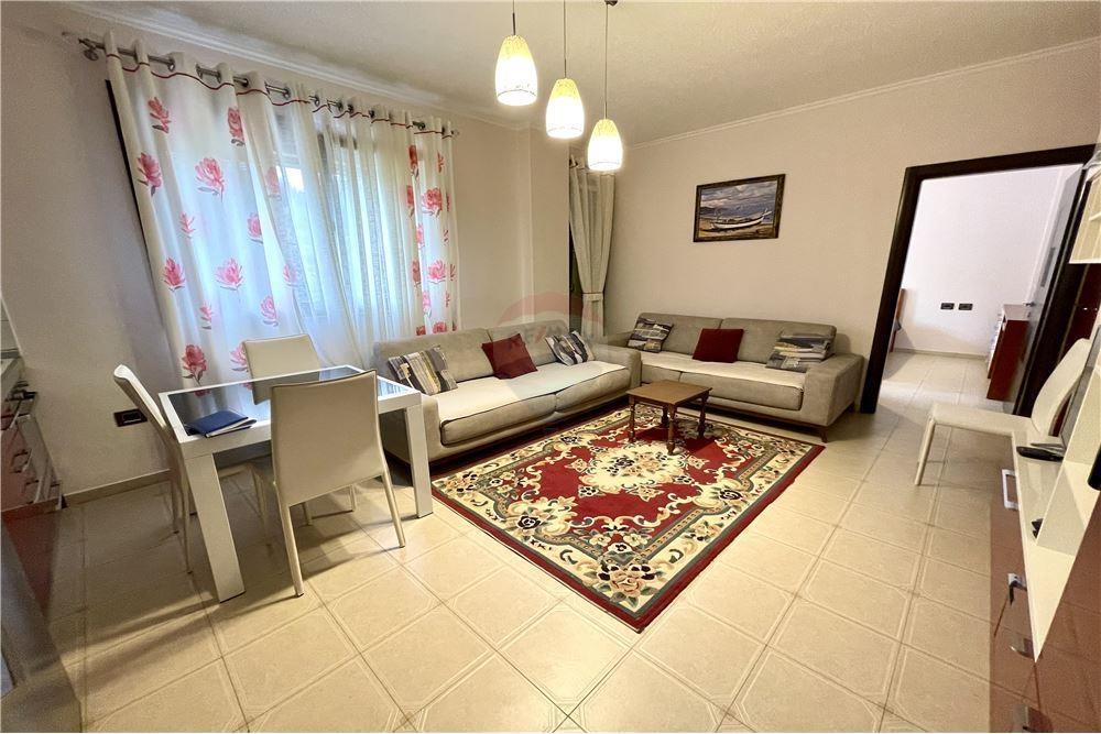 Apartament per qira 1+1 i mobiluar!