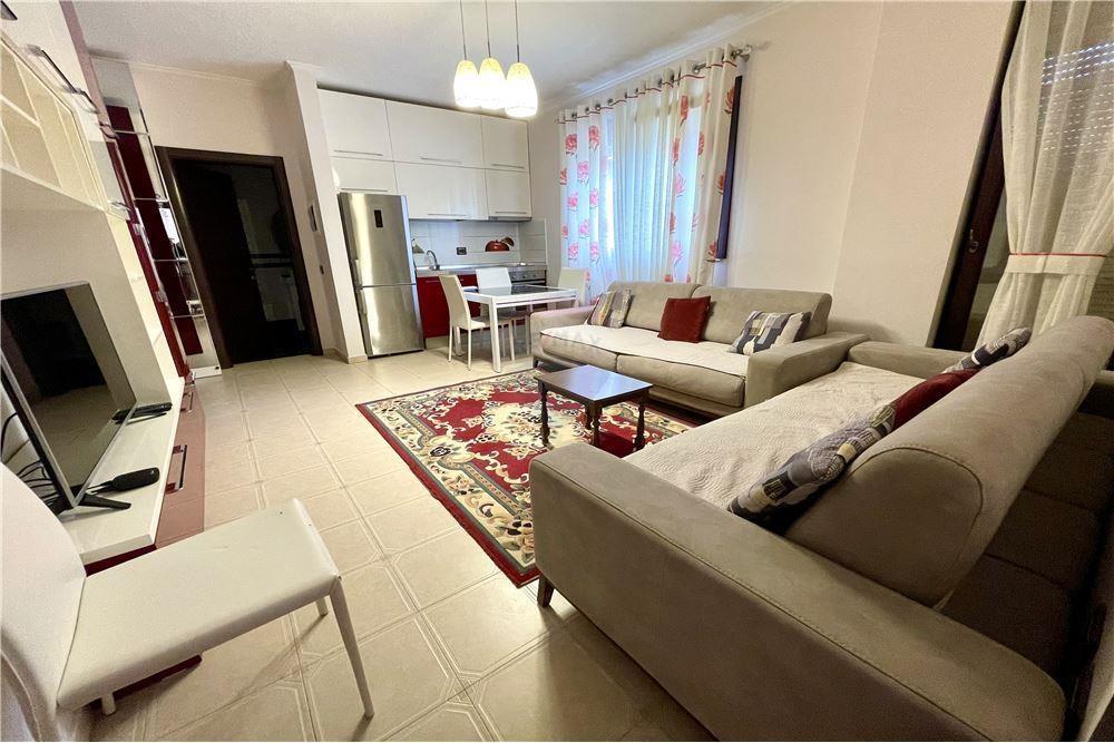 Apartament per qira 1+1 i mobiluar!