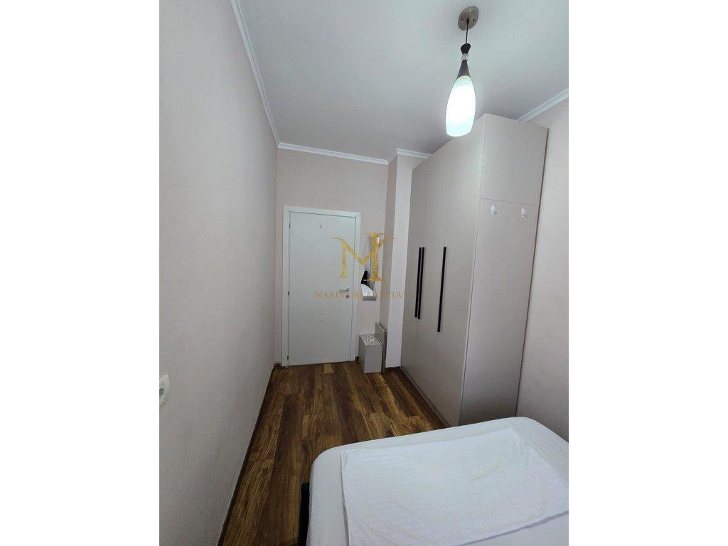 APARTAMENT ME QERA 2+1 TE POLIKLINIKA DURRES