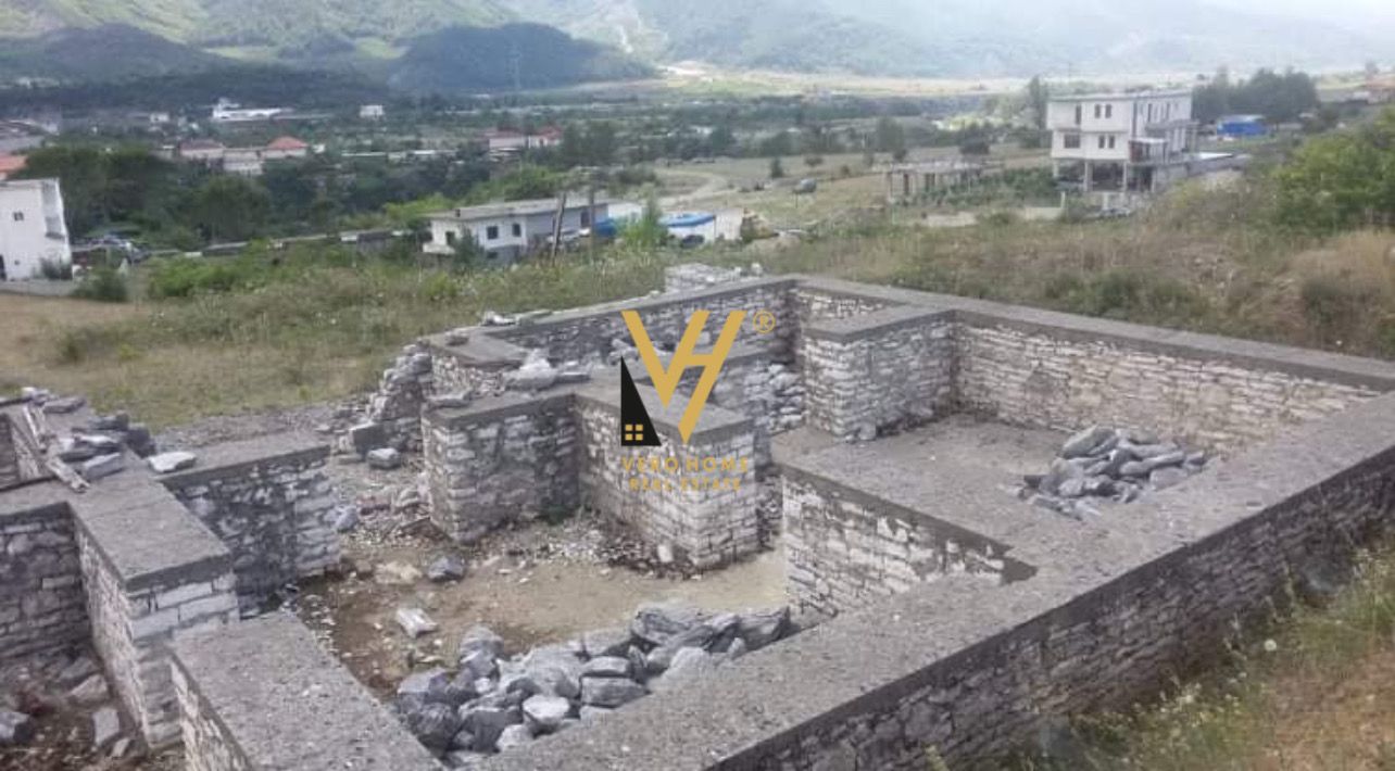 TRUALL DHE VRESHT 4.154 M2 NE PERMET 85.000 EURO