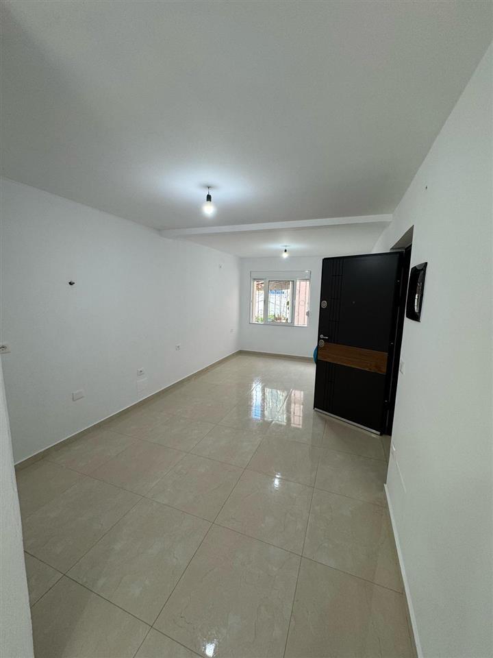 Ambient biznesi dyqan qender zogu i zi