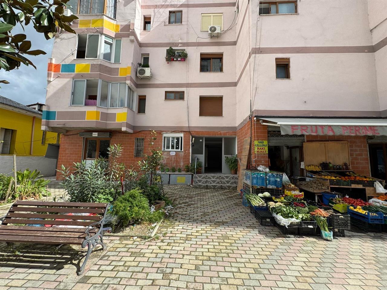 Ambient biznesi dyqan qender zogu i zi