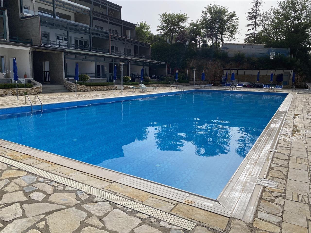 JEPET ME QERA TE KOMPLEKSI AQUAMARINE