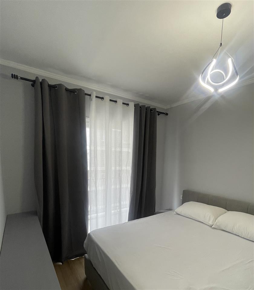 Apartament 1+1 me qera tek ‘Univers City’