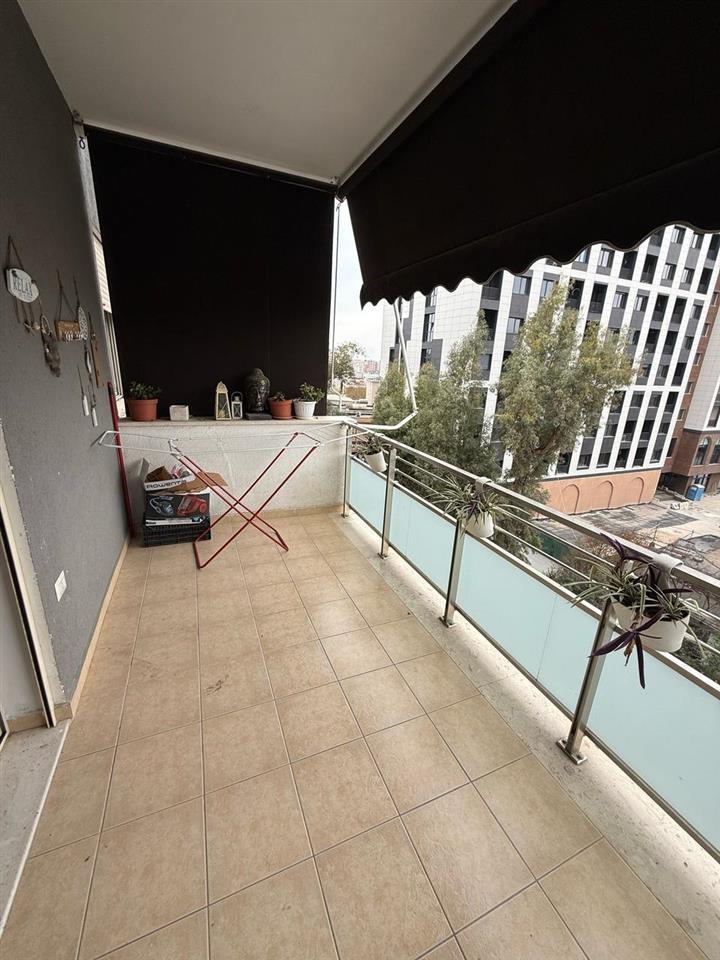 Ap 2+1 i mobiluar me qera tek Tirana Golden Park