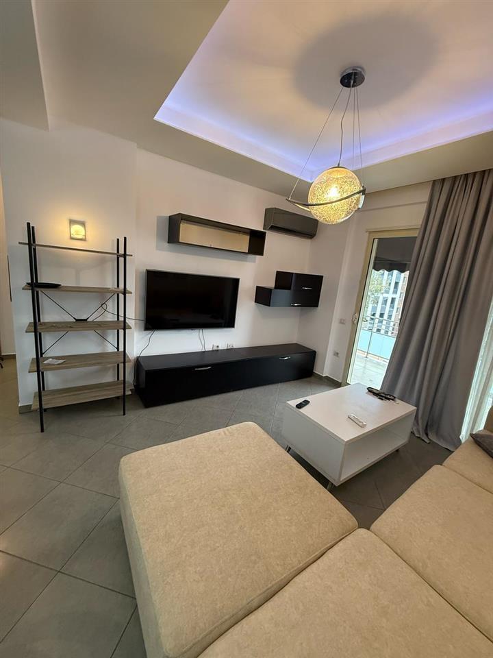 Ap 2+1 i mobiluar me qera tek Tirana Golden Park