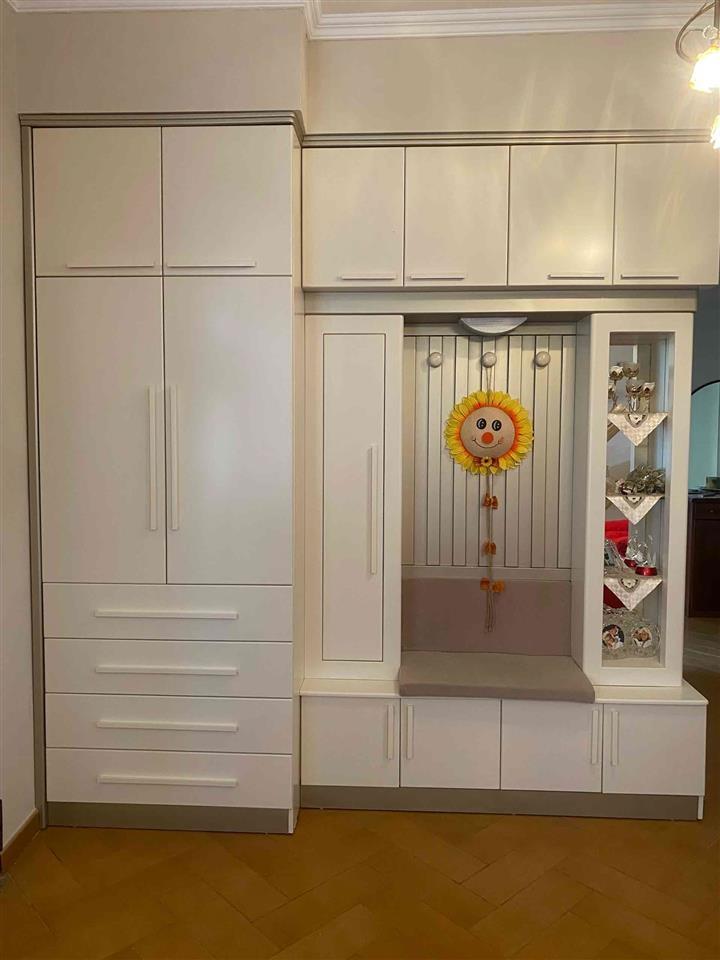 Shtepi me qera/ Apartament/ Shtepi private KATI i 2