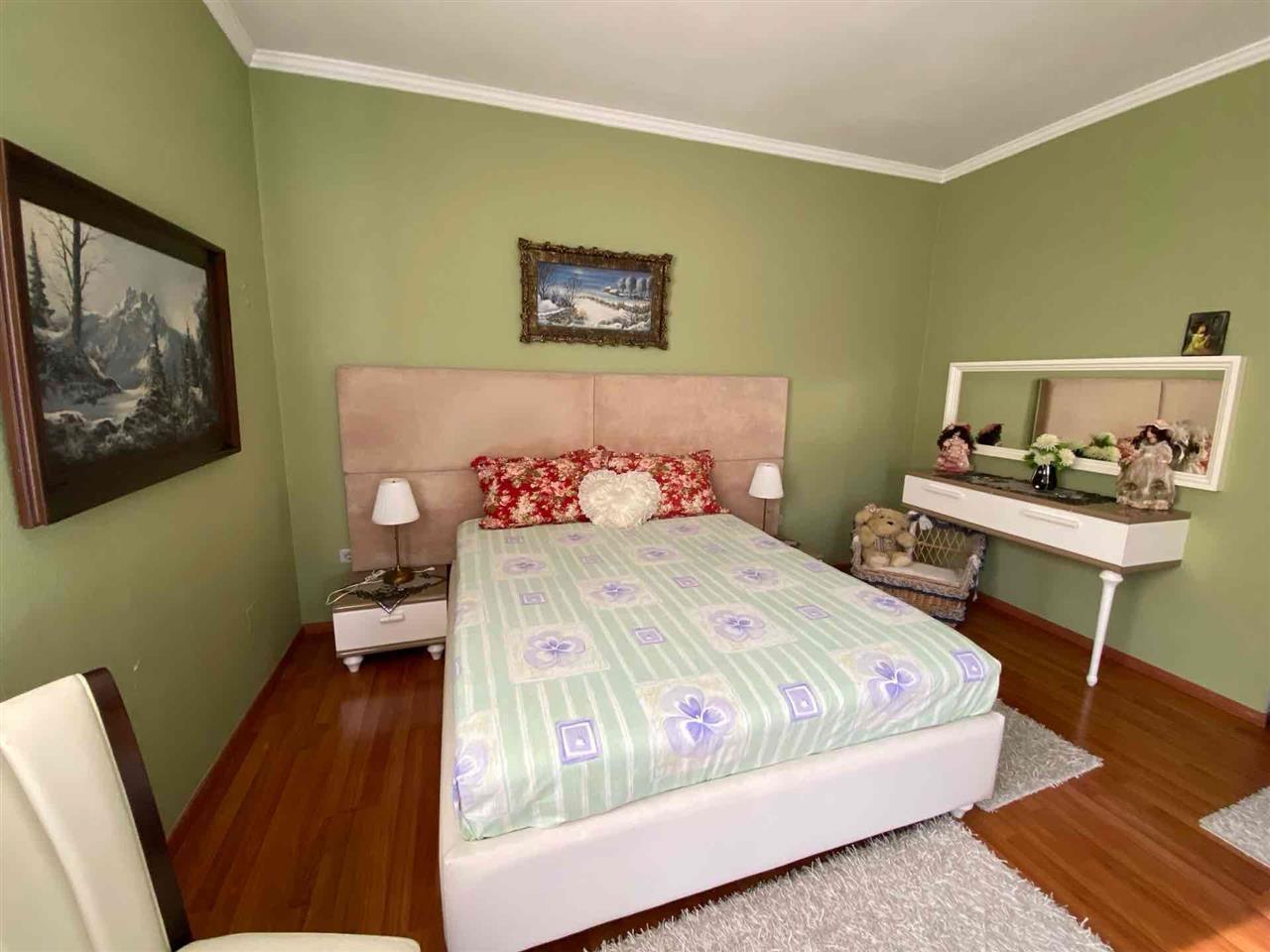 Shtepi me qera/ Apartament/ Shtepi private KATI i 2