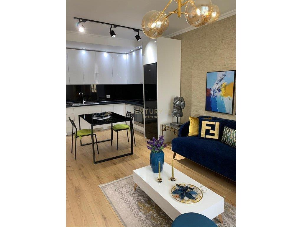 Apartment 2+1 me qira te rruga e Kosovareve 850 €