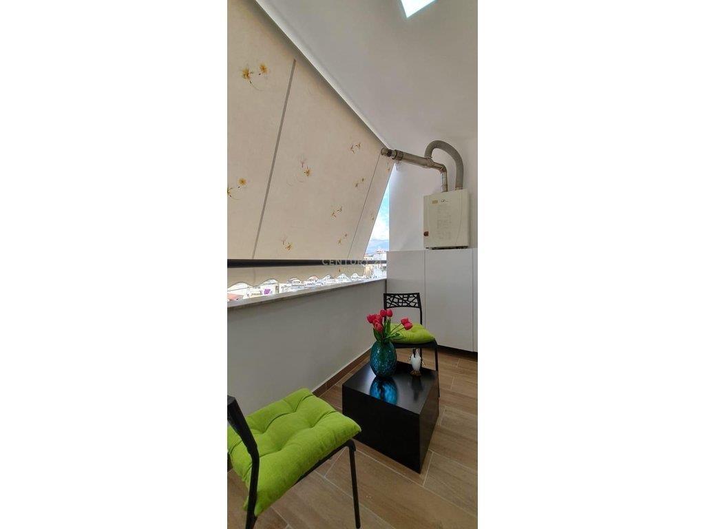 Apartment 2+1 me qira te rruga e Kosovareve 850 €