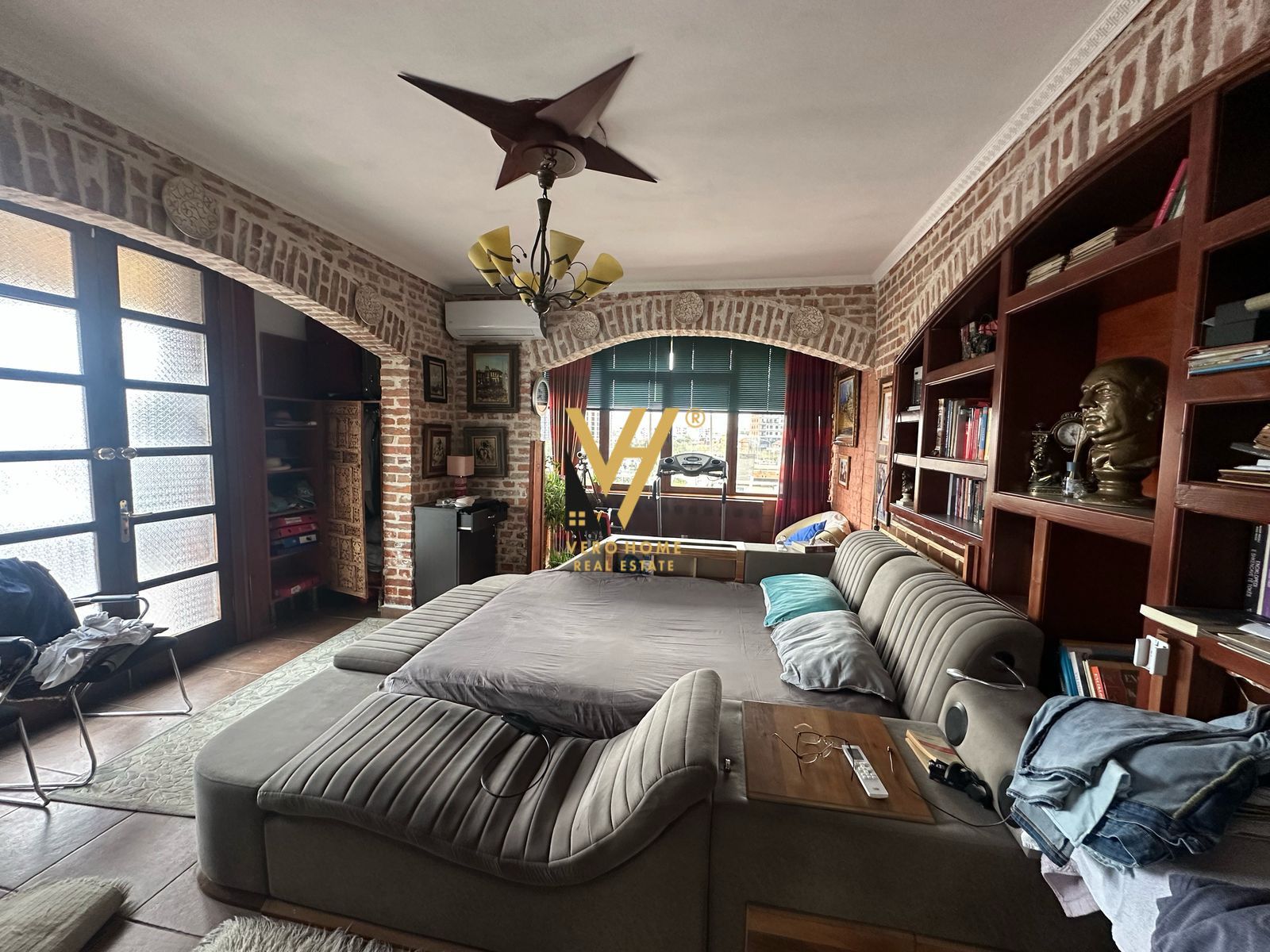 GODINE 4 KATESHE NE SHKOZE 6.000 EURO