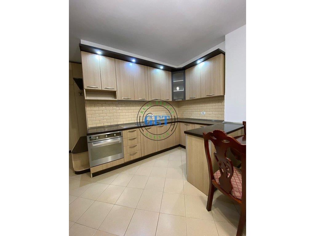 Jepet Apartament me Qera