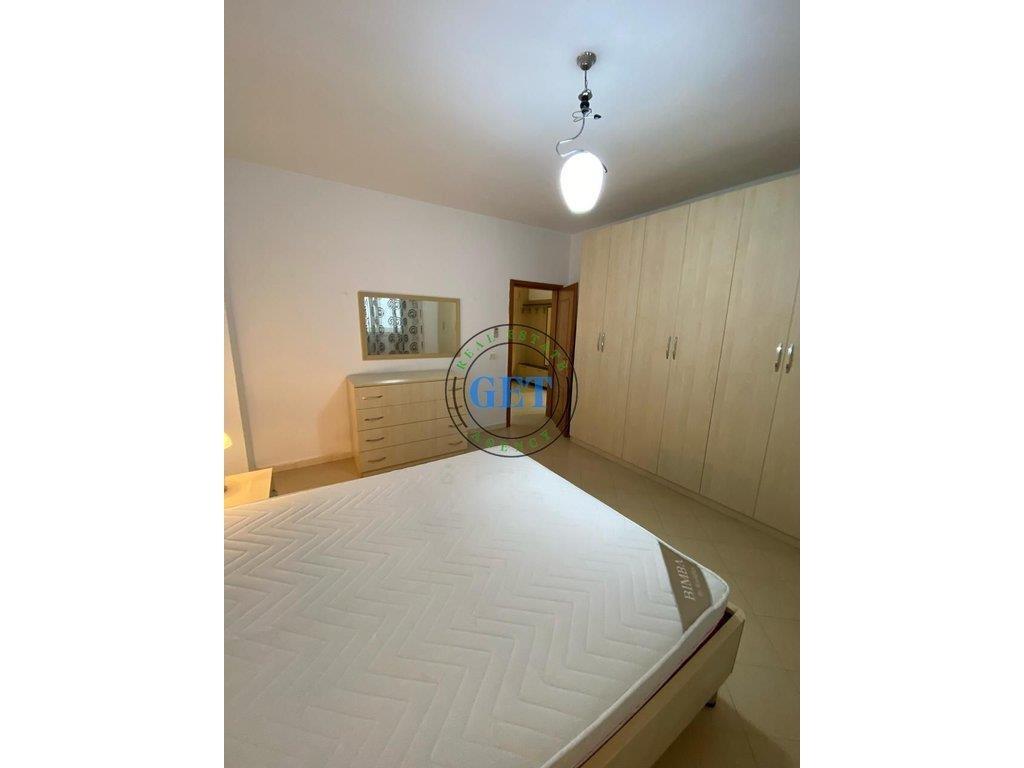 Jepet Apartament me Qera