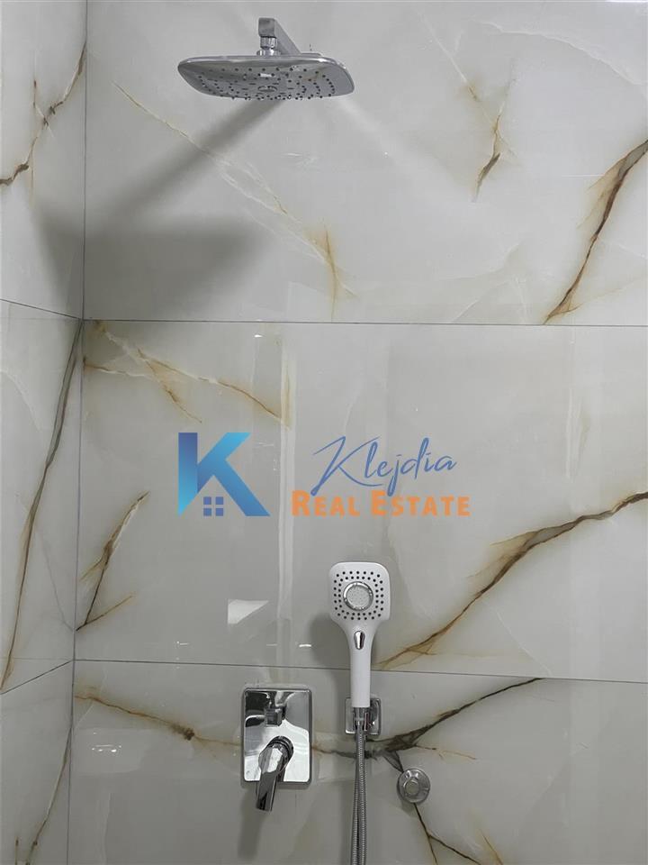 Garsoniere per qira ne zonen e Astirit, afer bar Oxygen