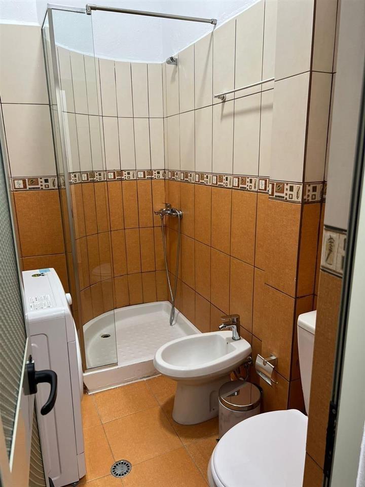 Apartament 2+1 prane detit Durres plazh