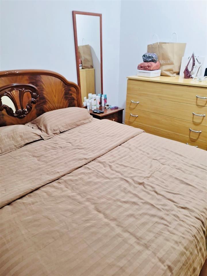 Shitet apartament 2+1 prane optikes roma