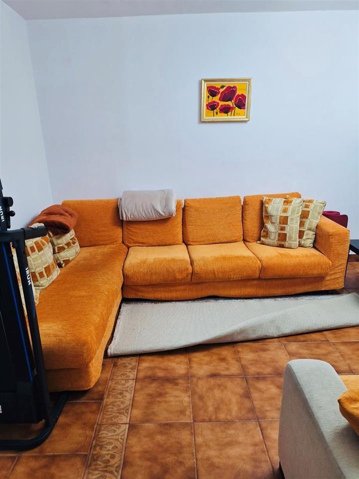 Shitet apartament 2+1 prane optikes roma