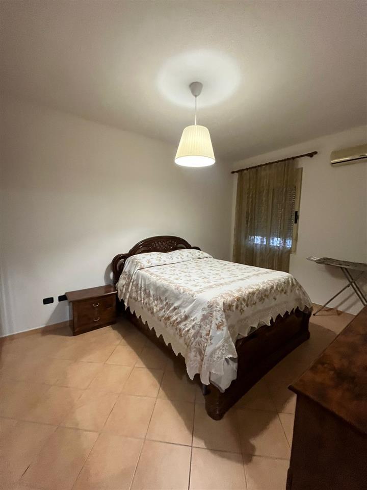 Shitet apartament 2+1+2 Vlore!