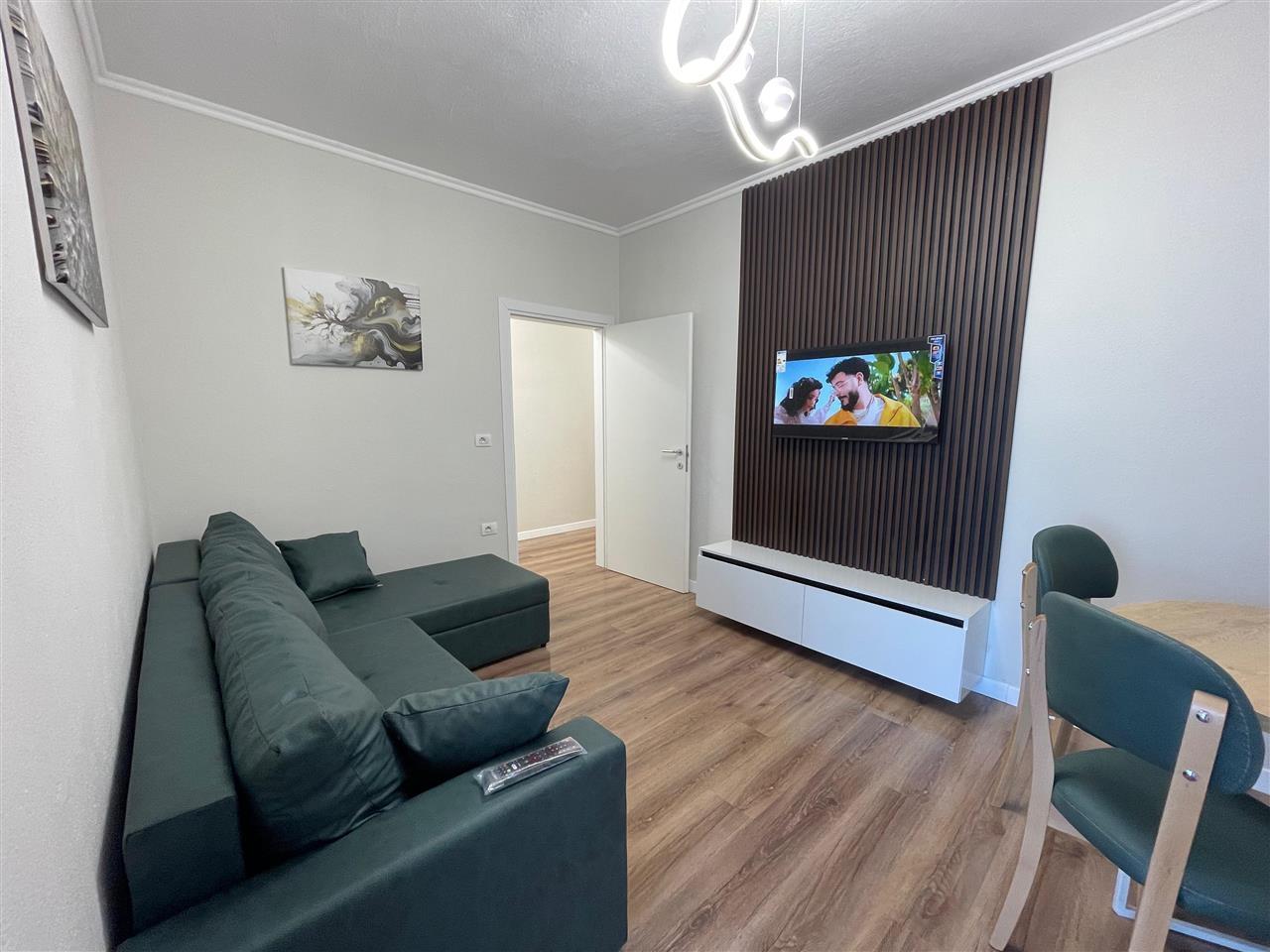 Shitet Apartament 2+1 plazh